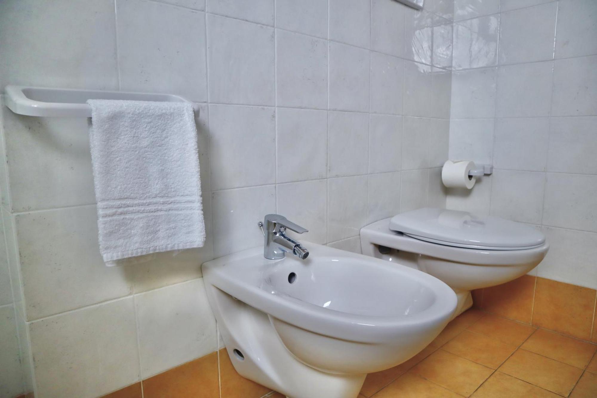 Windshouse Apartments Torbole Sul Garda Eksteriør bilde