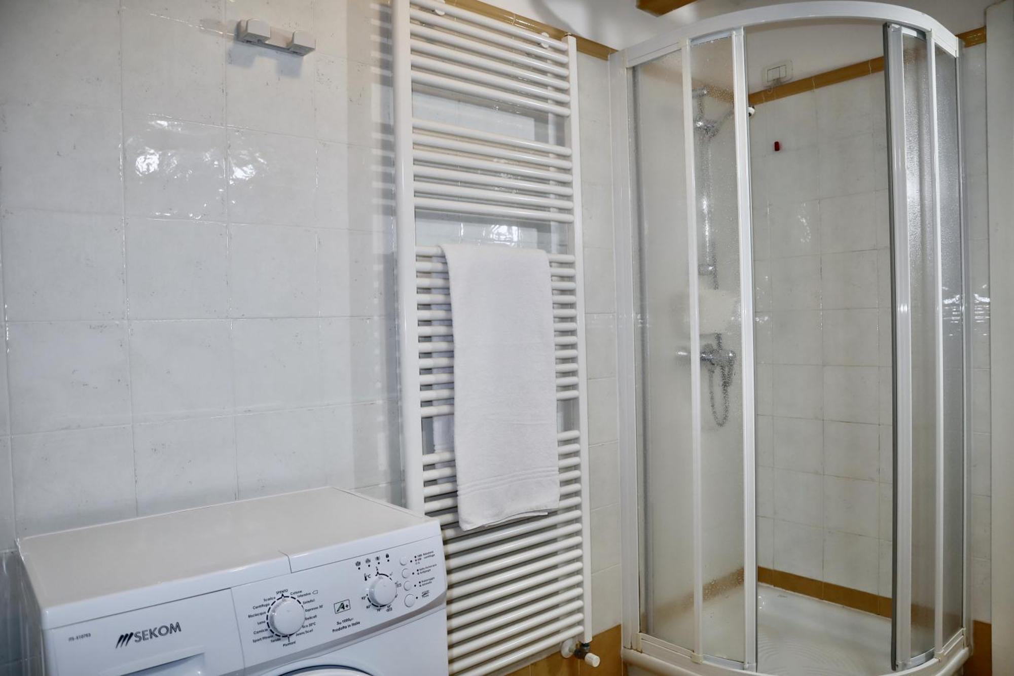 Windshouse Apartments Torbole Sul Garda Eksteriør bilde